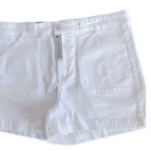 Francesca’s Harper Heritage White Women's Shorts  Sz 30